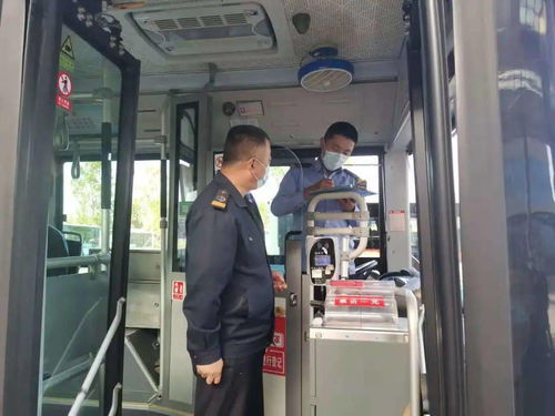 整作風(fēng) 提服務(wù) 樹形象——XX公共汽車公司深入開展文明服務(wù)作風(fēng)整頓活動(dòng)，全面提升校車運(yùn)營(yíng)服務(wù)水平